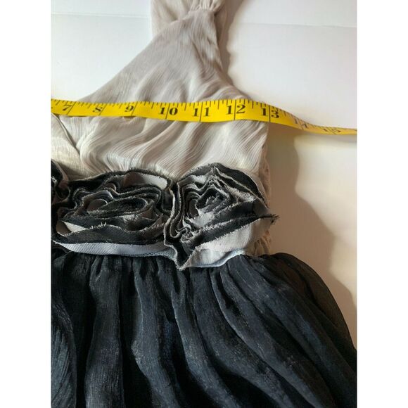 Rachael & Chloe Ruffle Dress Rose Flower Design Strapless‎ Size Small RN# 127981 - Picture 7 of 9